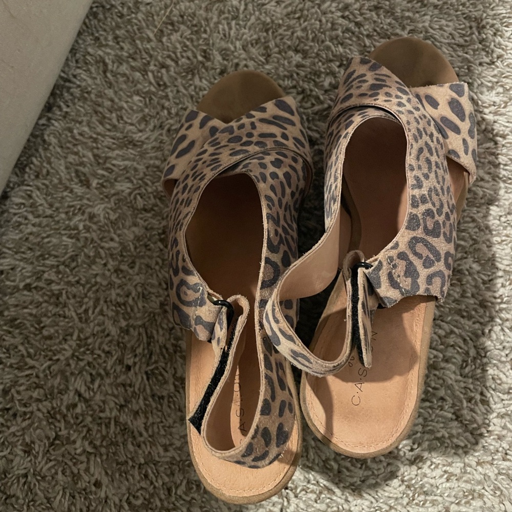 Leopard wedge - Picture 2 of 4
